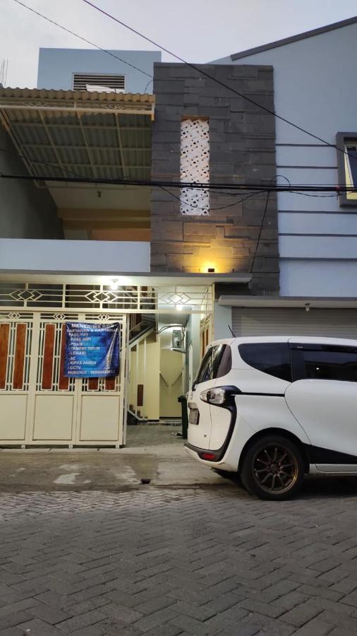 Oyo 91209 Arjuna Residence Syariah Sby Surabaja Exteriér fotografie